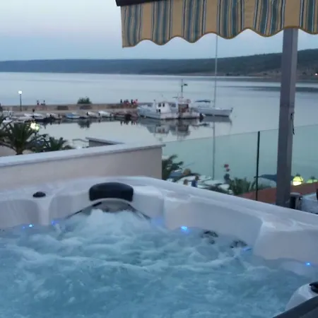 Lejlighed Luxury By The Sea With Private Whirlpool And Terrace 50m2