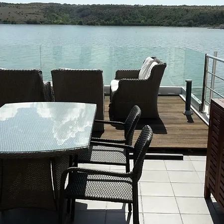 Apartment Luxury By The Sea With Private Whirlpool And Terrace 50m2 *