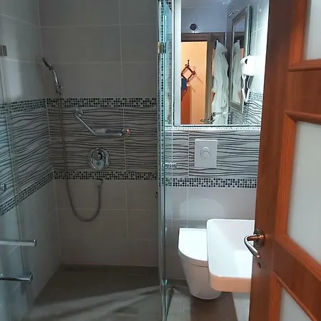 Luxury By The Sea With Private Whirlpool And Terrace 50m2 Apartment *