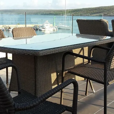 Luxury By The Sea With Private Whirlpool And Terrace 50m2 *