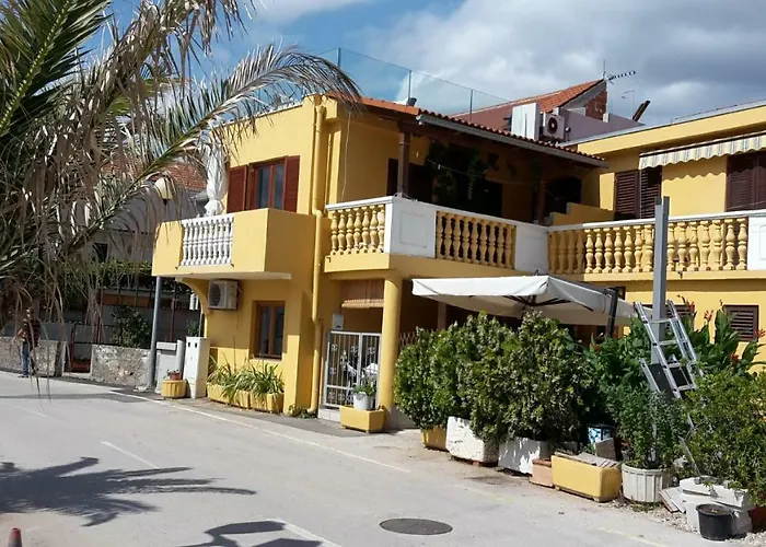 Apartment Luxury By The Sea With Private Whirlpool And Terrace 50m2 *