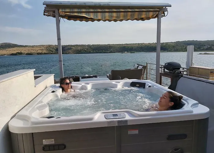 Luxury By The Sea With Private Whirlpool And Terrace 50m2